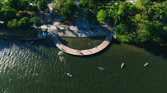 1 địa phương tổng thu du lịch đạt hơn 13.000 tỷ đồng cao nhất lịch sử: Vừa đón cầu truyền hình Đường lên đỉnh Olympia 2025, khách đi 1 lần nhớ mãi khó quên- Ảnh 4.