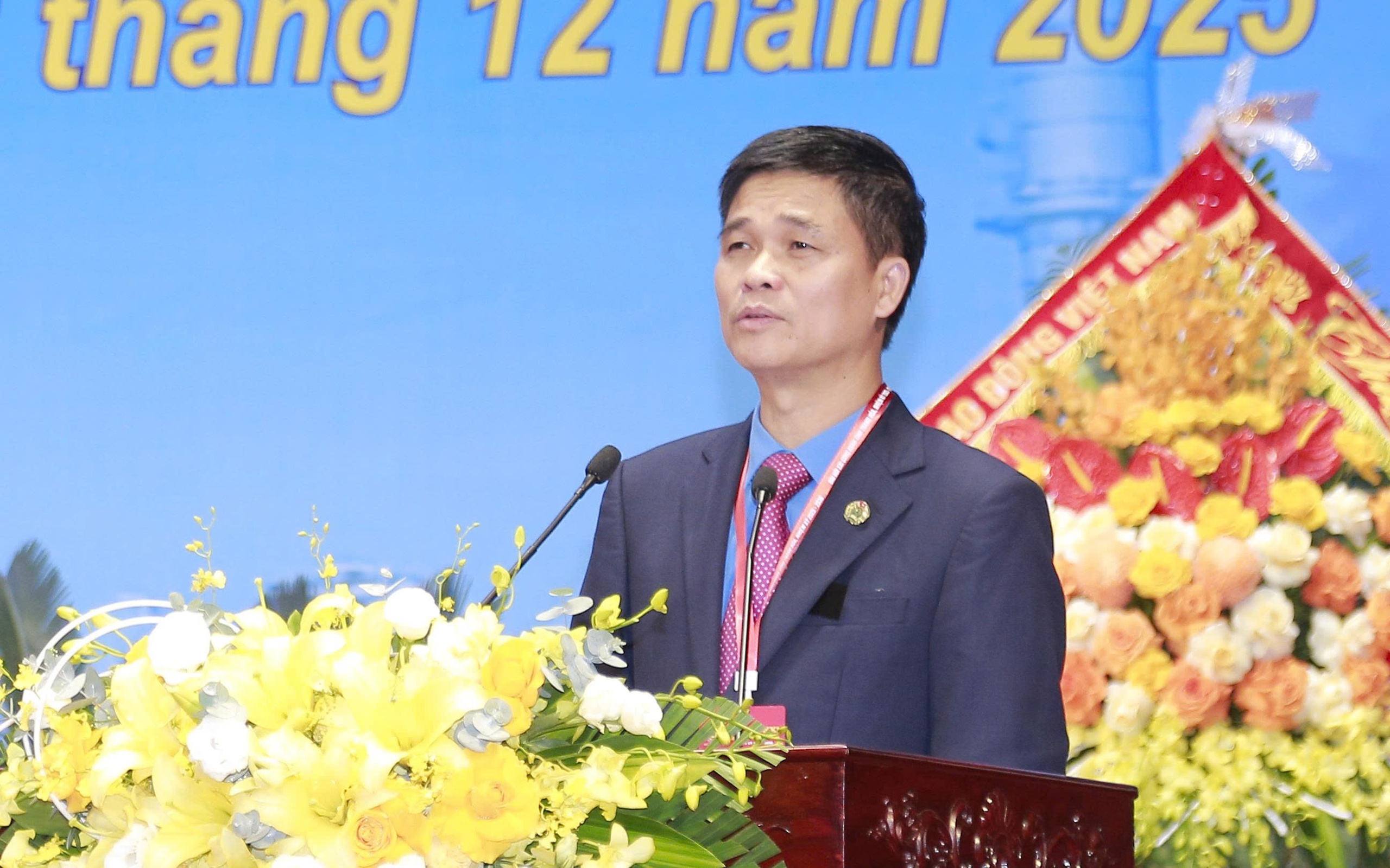 Ông Lương Trọng Thành tái đắc cử Chủ tịch LĐLĐ tỉnh Thanh Hóa - Ảnh 3.