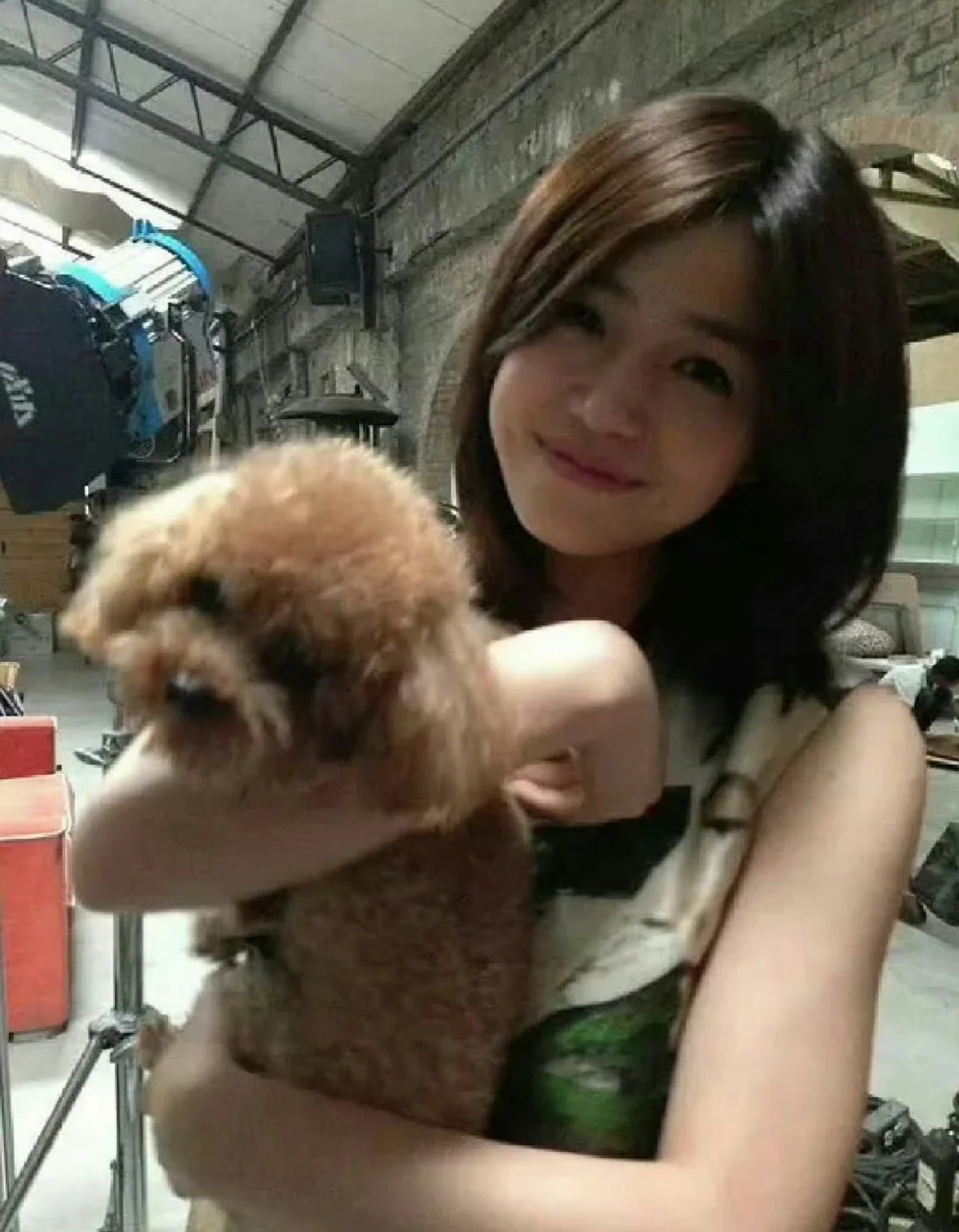 Trần đời chỉ có Trần Nghiên Hy: 42 tuổi vẫn cân đẹp style công chúa và 