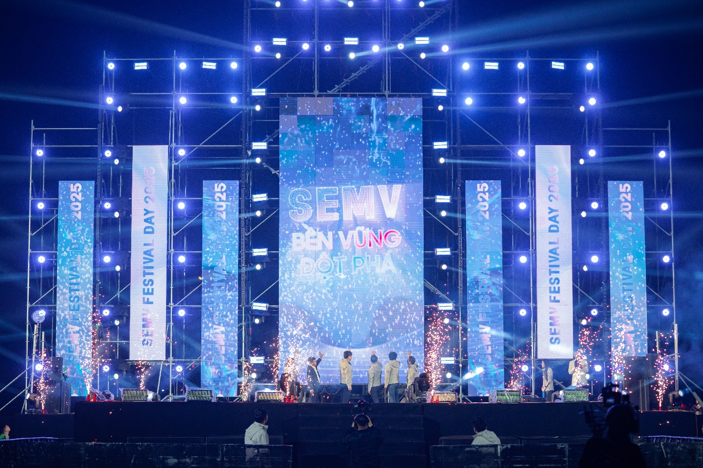 Festival 2025: Ngày hội siêu lớn của gia đình SEMV - cháy hết mình!- Ảnh 3.