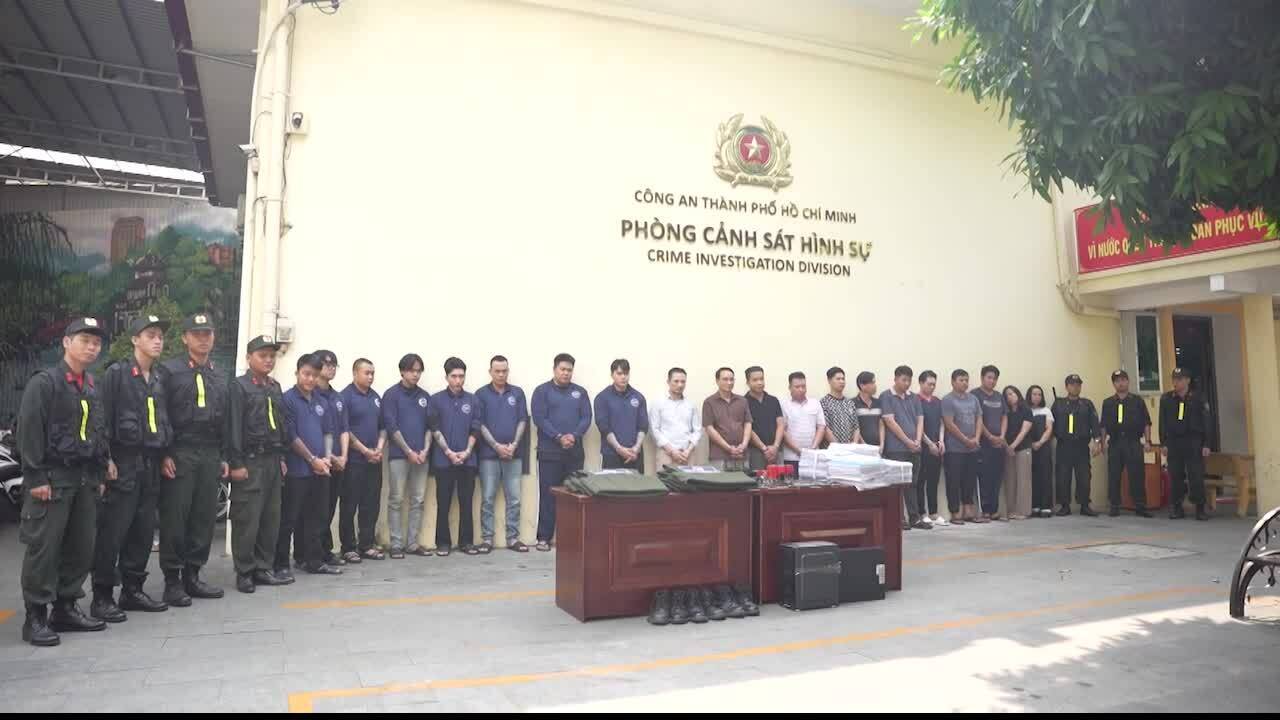 Băng nhóm khủng bố, quay video bêu xấu con nợ bị bắt