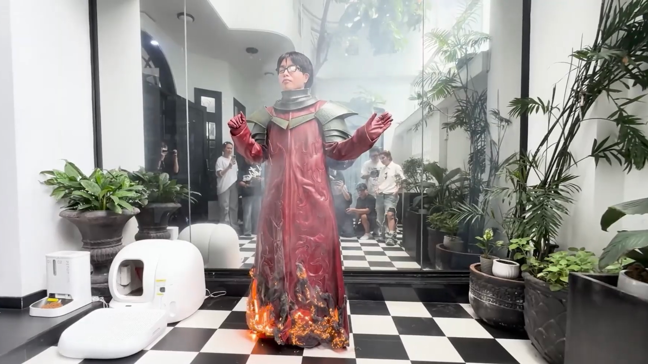 Đức Phúc kể về hậu trường chuẩn bị trang phục cho cuộc thi Intervision