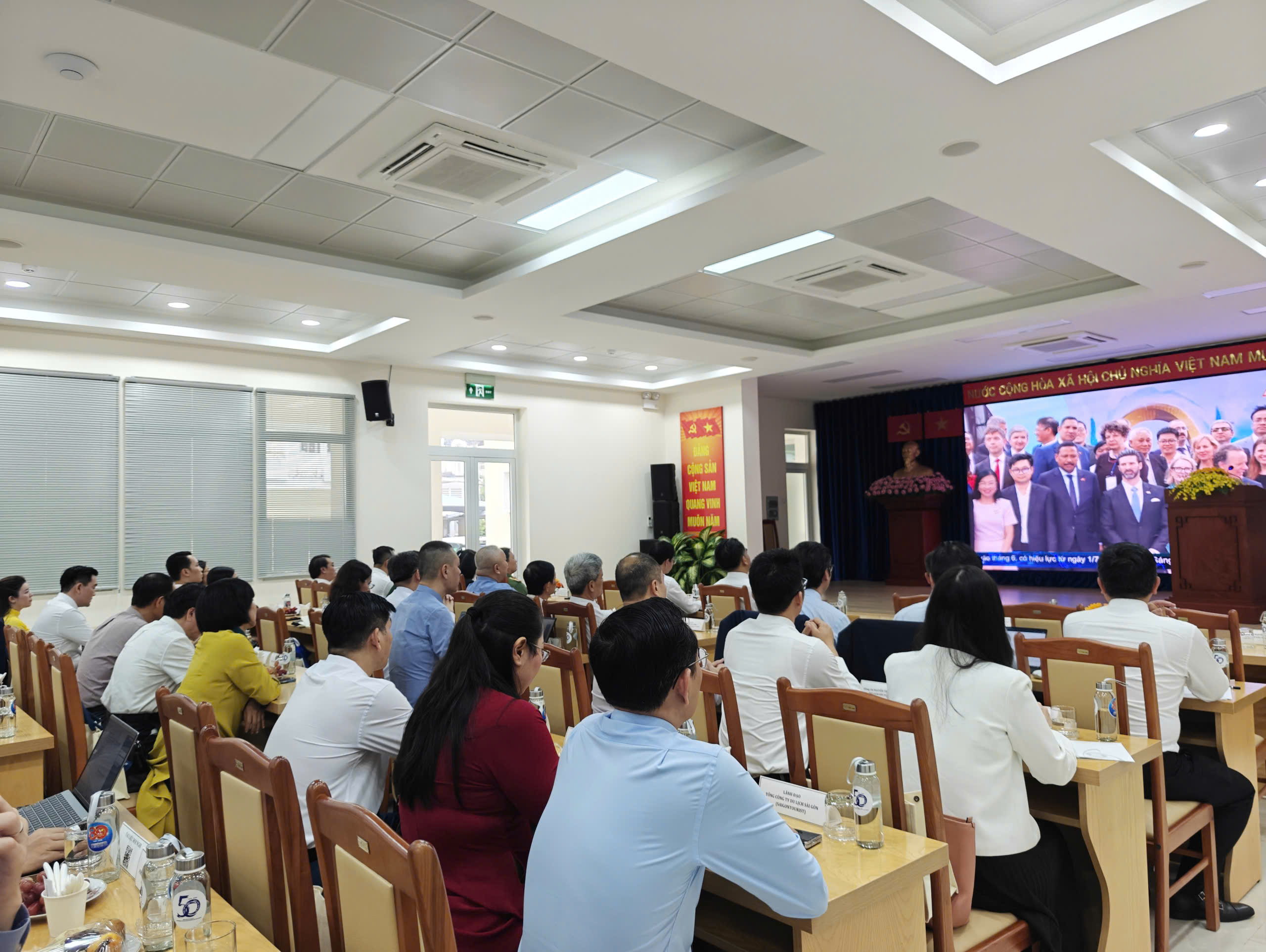 Đối ngoại TP HCM: Đổi mới tư duy, thúc đẩy tăng trưởng - Ảnh 2.