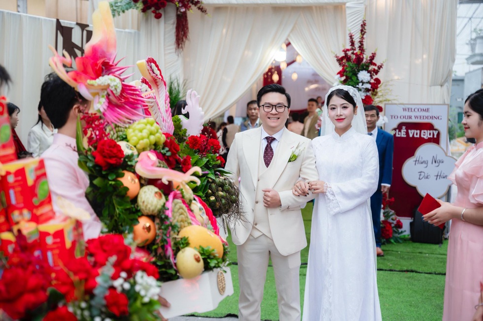 Quen nhau nhờ chuyến xe ghép, chàng trai ở Hà Nội được bạn gái cầu hôn - 5