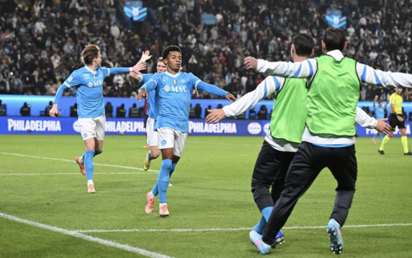 Đội bóng của hai cựu sao Manchester vô địch Siêu cúp Ý 2025 - Ảnh 2.