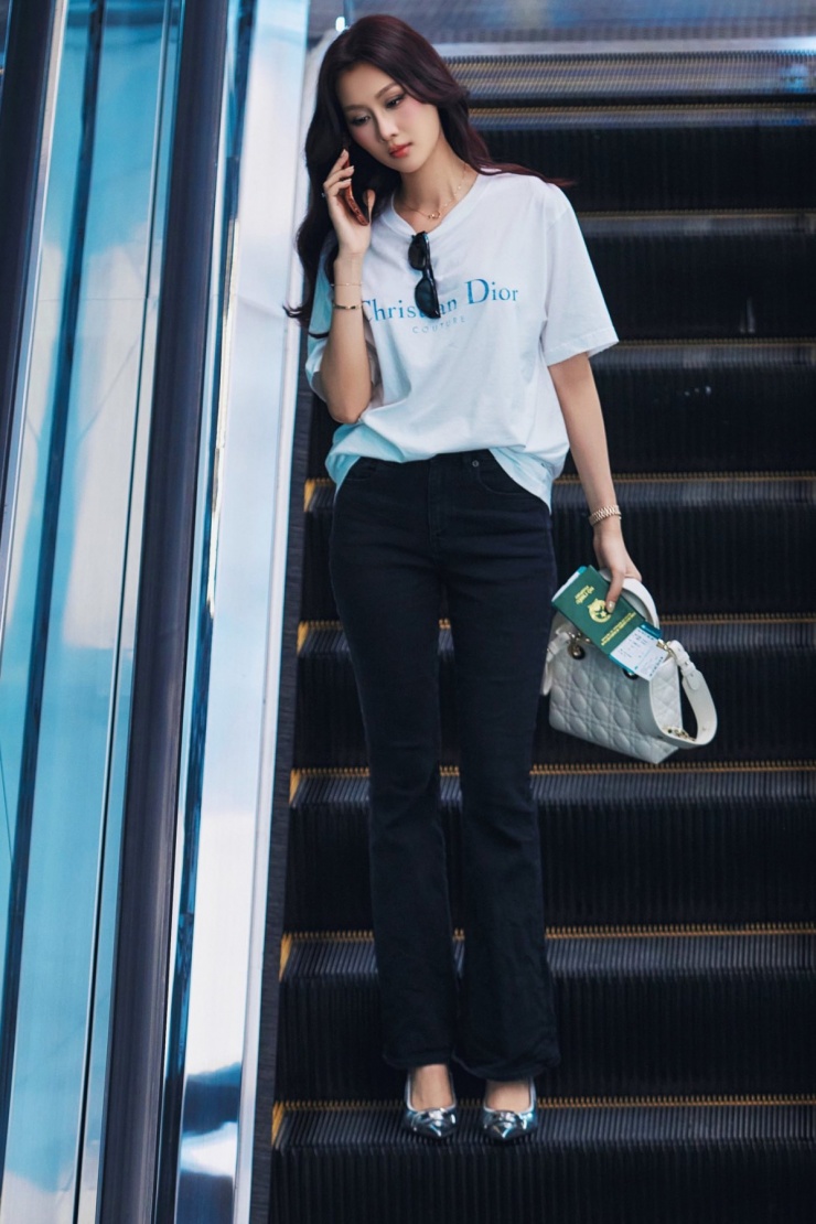 Sao Việt khoe street style khi đu trend chụp hình 'trạm tỷ' - 6