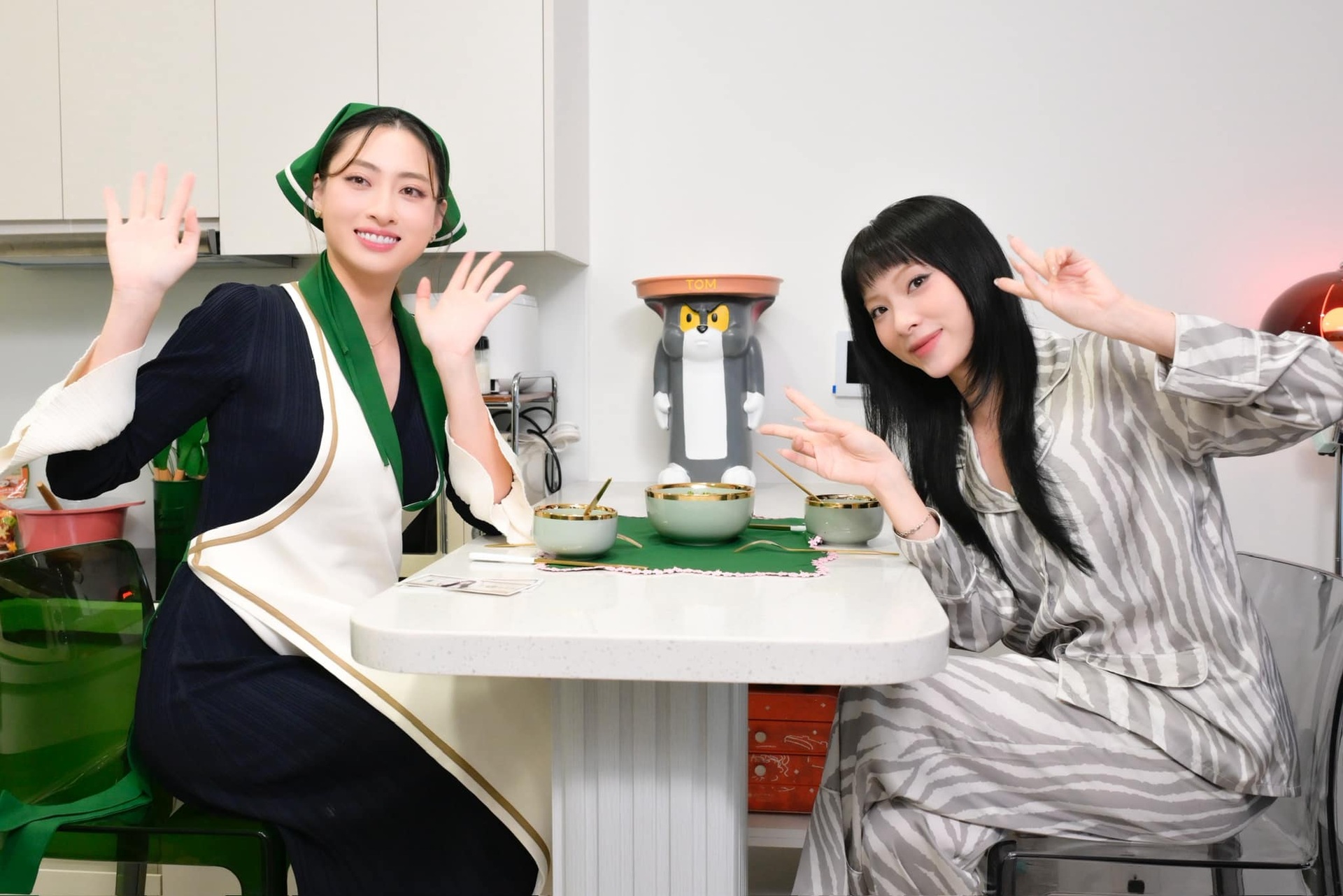 Lương Thùy Linh tuổi 25: Theo học tiến sĩ, nhan sắc đời thường gây bàn tán - 4