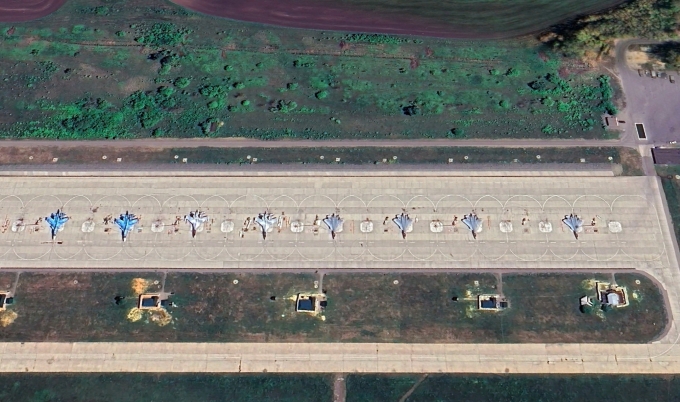 Dàn máy bay  tại căn cứ Lipetsk hồi tháng 5. Ảnh: Google Earth