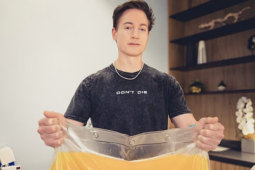 Xu hướng lọc máu theo triệu phú Bryan Johnson của giới siêu giàu