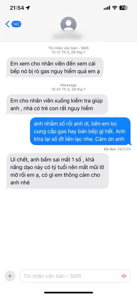 Nhiều người lên tiếng cảnh báo chiêu lừa đảo mới ngày cuối năm, chặn số ngay nếu nhận được tin nhắn 