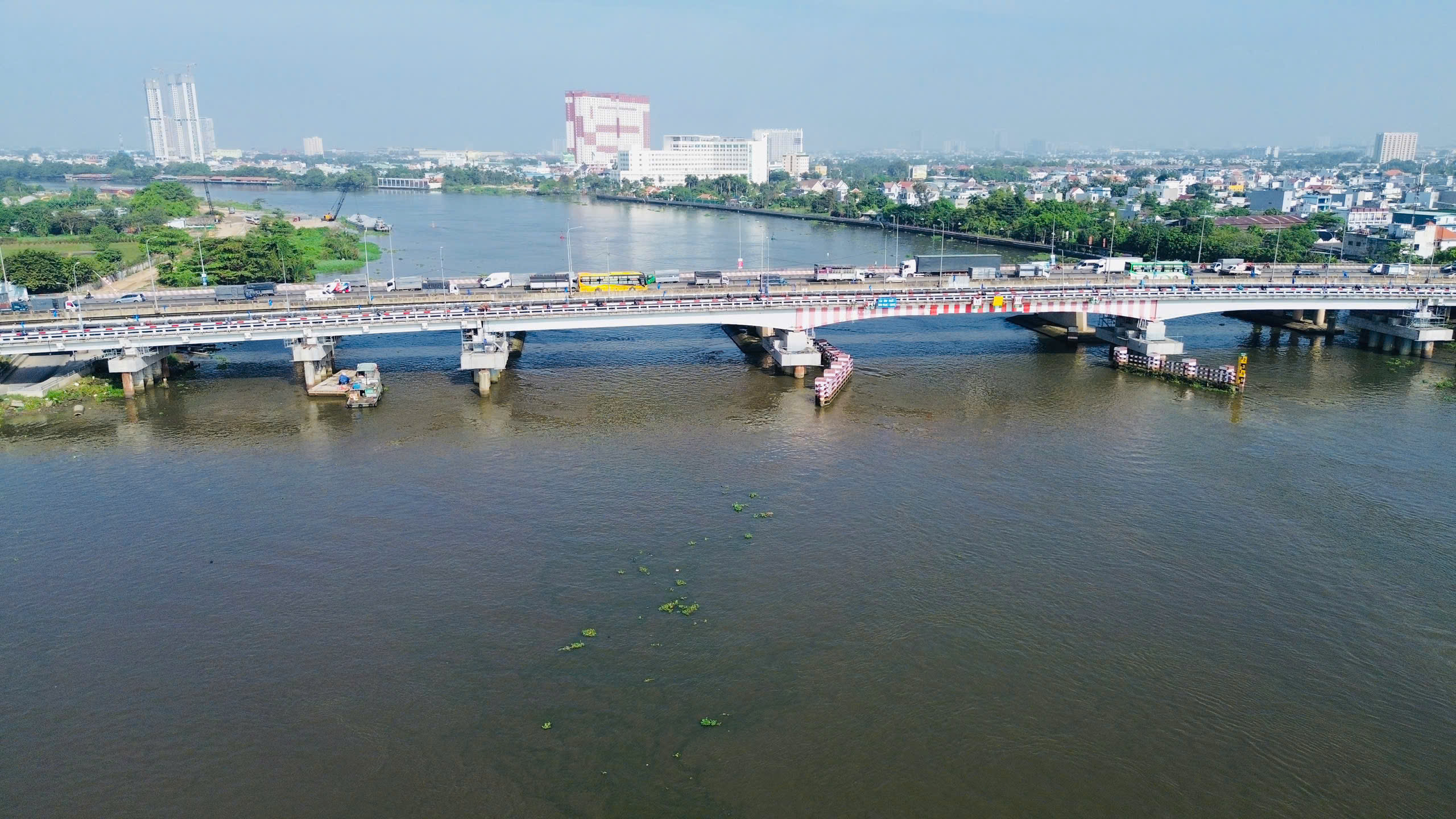 Cầu Bình Phước 1 thông xe:Cây cầu cuối cùng trên sông Sài Gòn đạt tĩnh không 7 m - Ảnh 10.