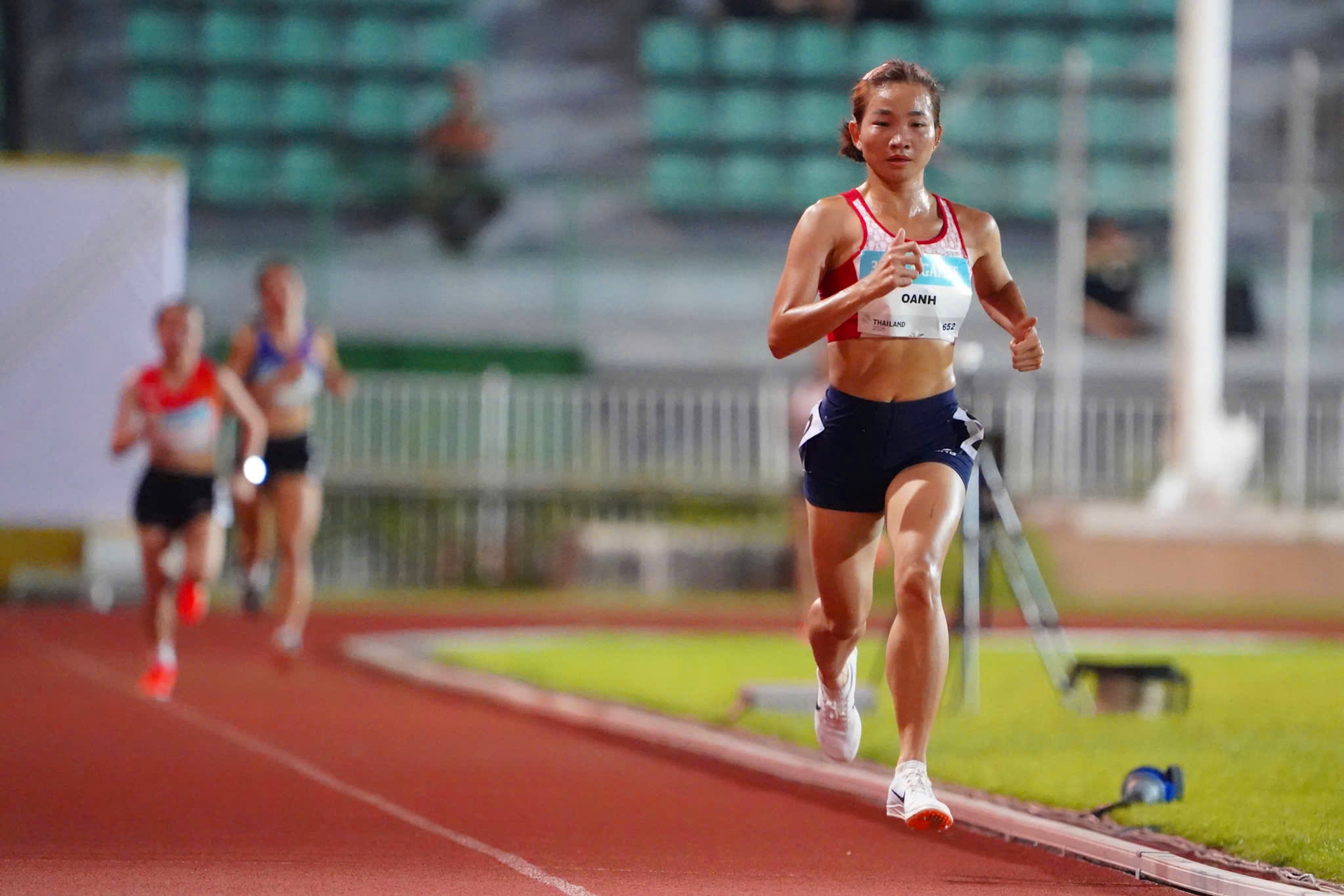 Nguyễn Thị Oanh - Ảnh 2.