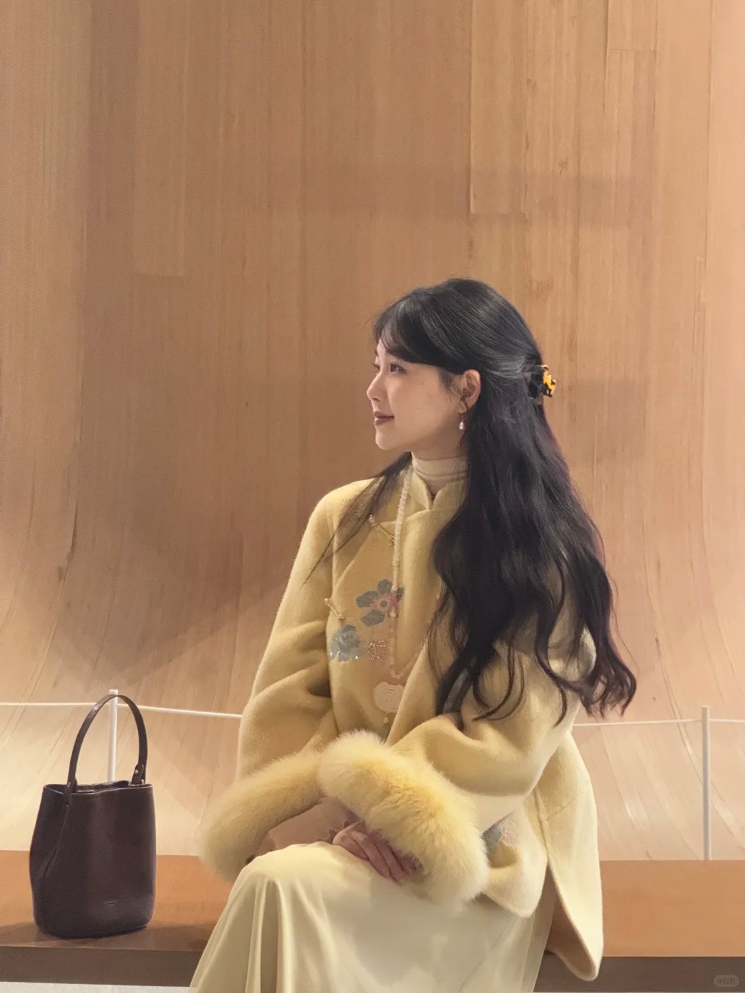 Tại sao cuối năm người ta thường mua quần áo, giày dép mới?- Ảnh 3.