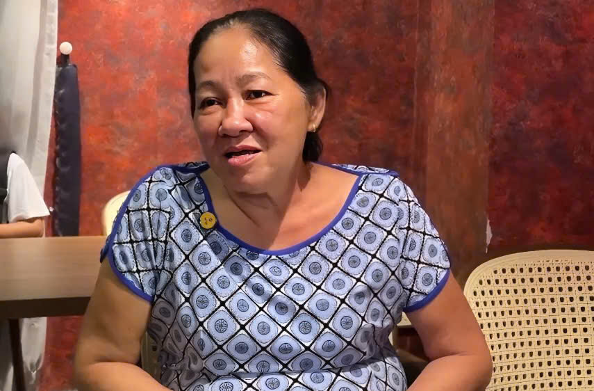 Cuộc sống cô đào Hoa Mỹ Hạnh: Tuổi xế chiều sống nhờ cơm gạo nhà hảo tâm - Ảnh 2.