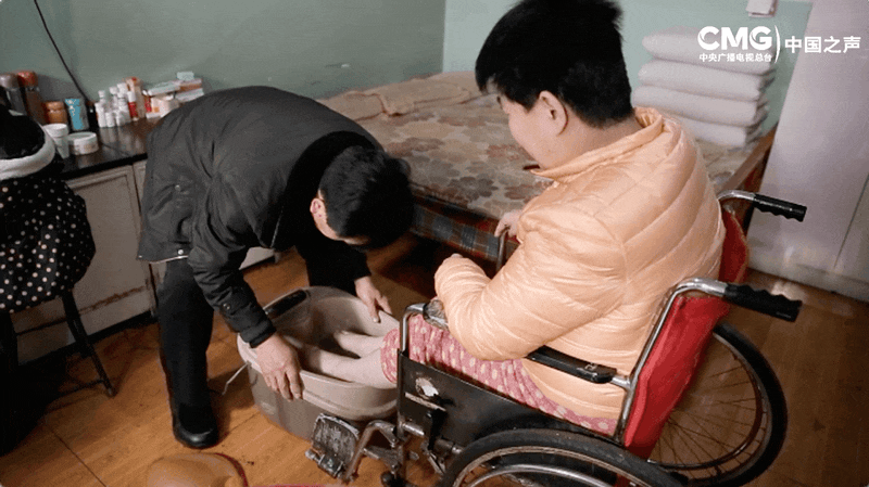 Lời nói dối 12 năm của anh cảnh sát khiến hàng triệu người bật khóc- Ảnh 3.