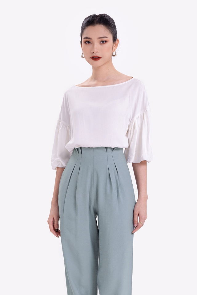 Áo cổ thuyền khiến bạn 'tỏa sáng' nhờ nét thanh tao- Ảnh 4.