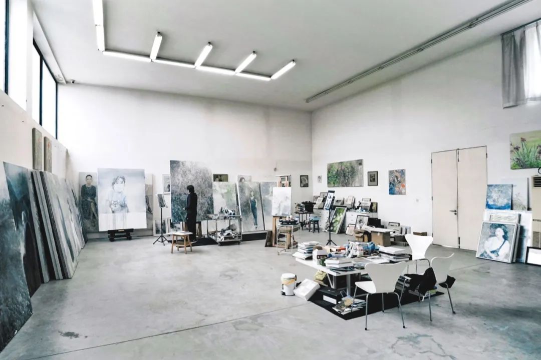 Nam nghệ sĩ xây biệt thự ở ẩn, U80 sống “lẻ bóng”: Không nghỉ hưu, thức đến 4h sáng làm việc vẫn hài lòng- Ảnh 9.