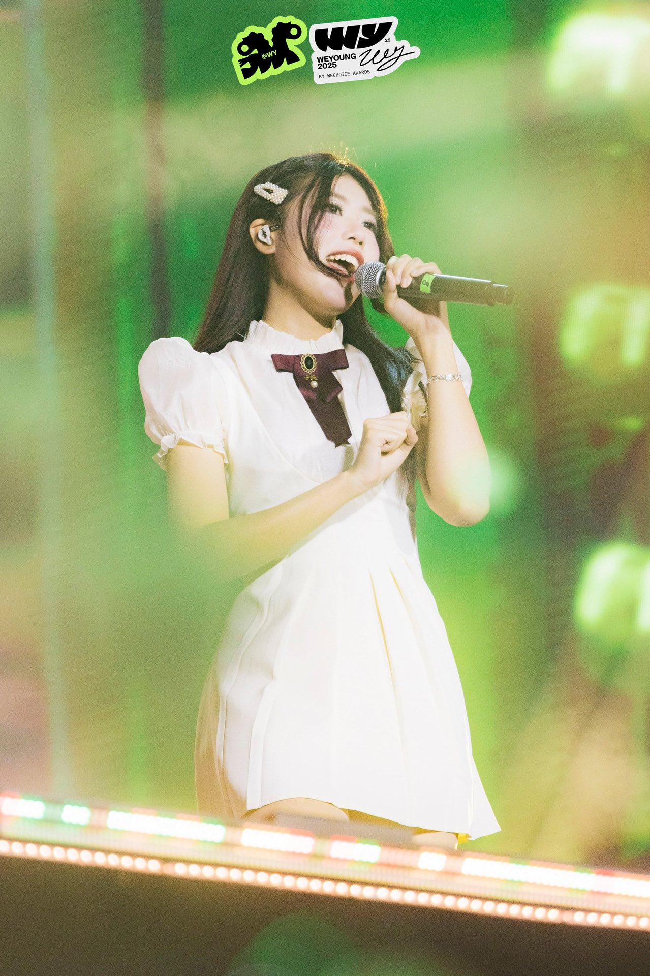 WeYoung 2025: Khi các nghệ sĩ trẻ làm chủ sân khấu và toả sáng bằng câu chuyện âm nhạc của chính mình- Ảnh 16.