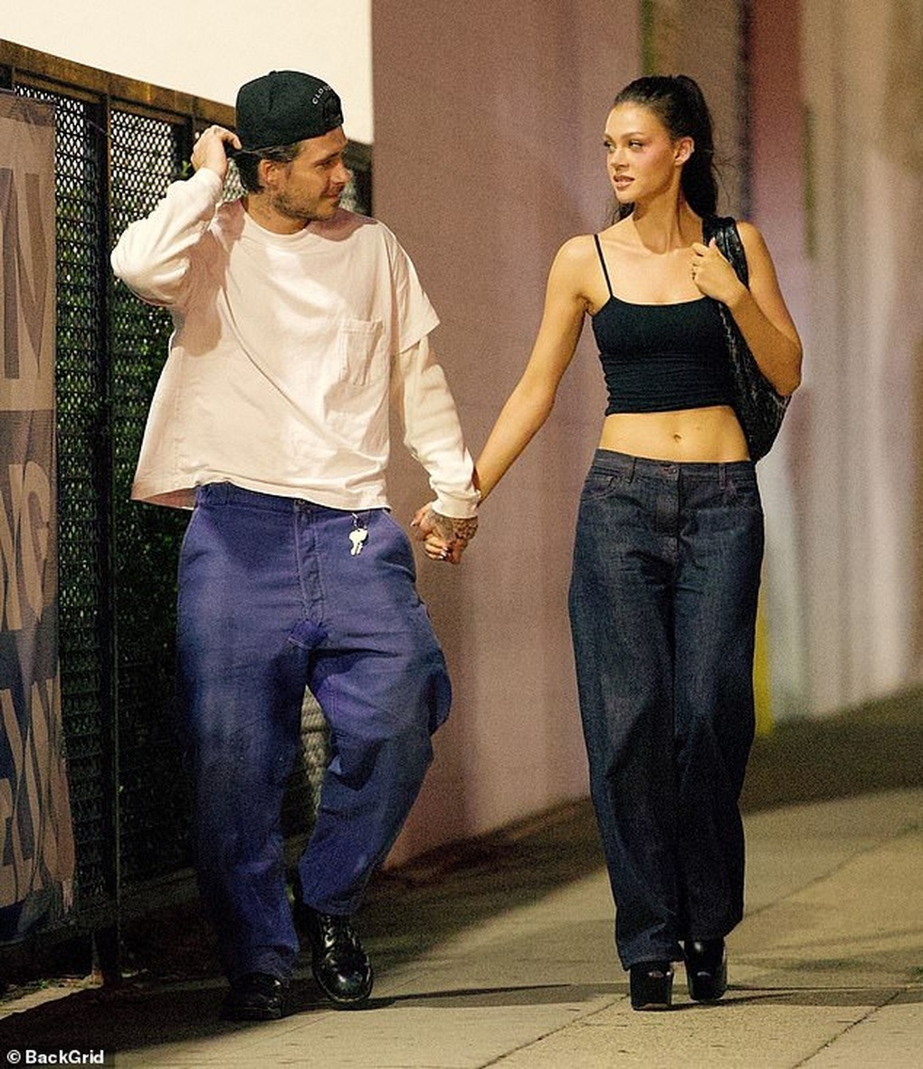 Con trai Beckham cắt liên lạc với cả gia đình: Nguyên nhân từ đâu? - 4