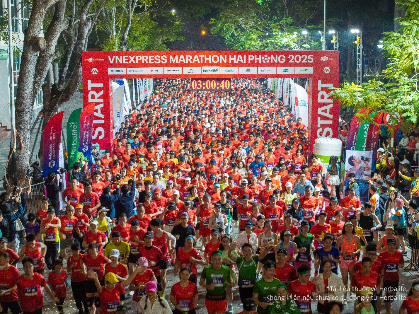 Herbalife Việt Nam ghi dấu ấn tại VnExpress Marathon Hải Phòng 2025 với hơn 14.000 vận động viên tham gia- Ảnh 2.