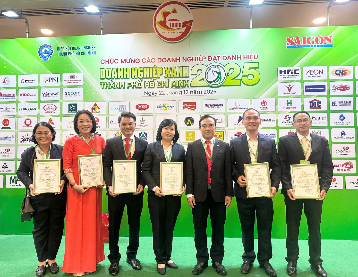 Saigon Co.op và 21 đơn vị thành viên được vinh danh Doanh nghiệp xanh TP HCM 2025 - Ảnh 3.