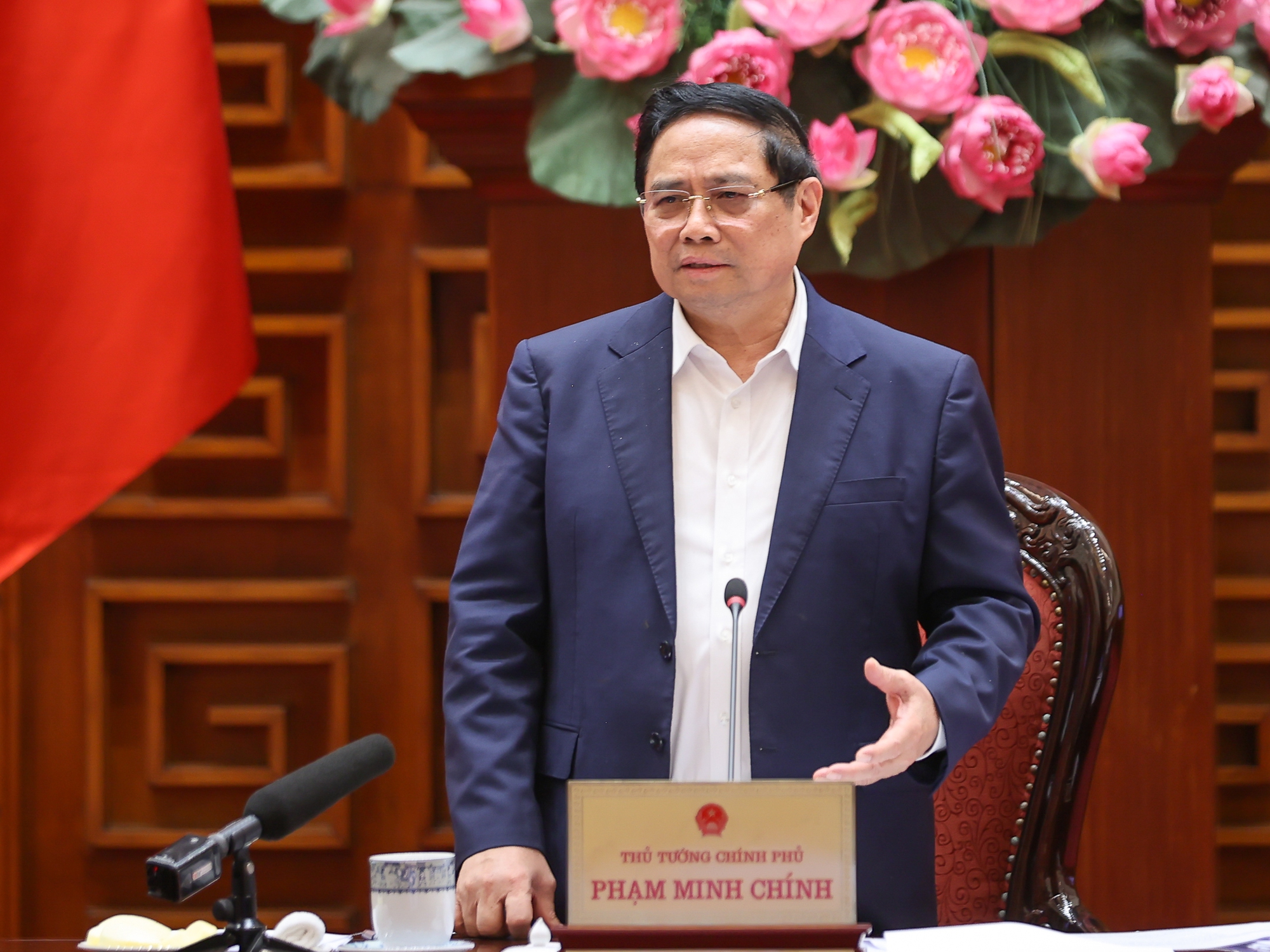 Thủ tướng: Lựa chọn phương thức đầu tư đường sắt tốc độ cao công khai, minh bạch - Ảnh 2.