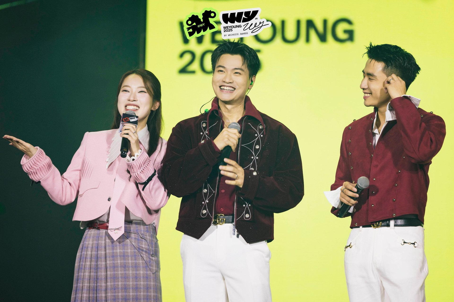 Đạo diễn Linh Nguyễn: Với WeYoung, chúng tôi không cố “định nghĩa” người trẻ. Khi người trẻ không bị ép vào một khuôn mẫu, họ sẽ tự nhiên tỏa sáng- Ảnh 4.