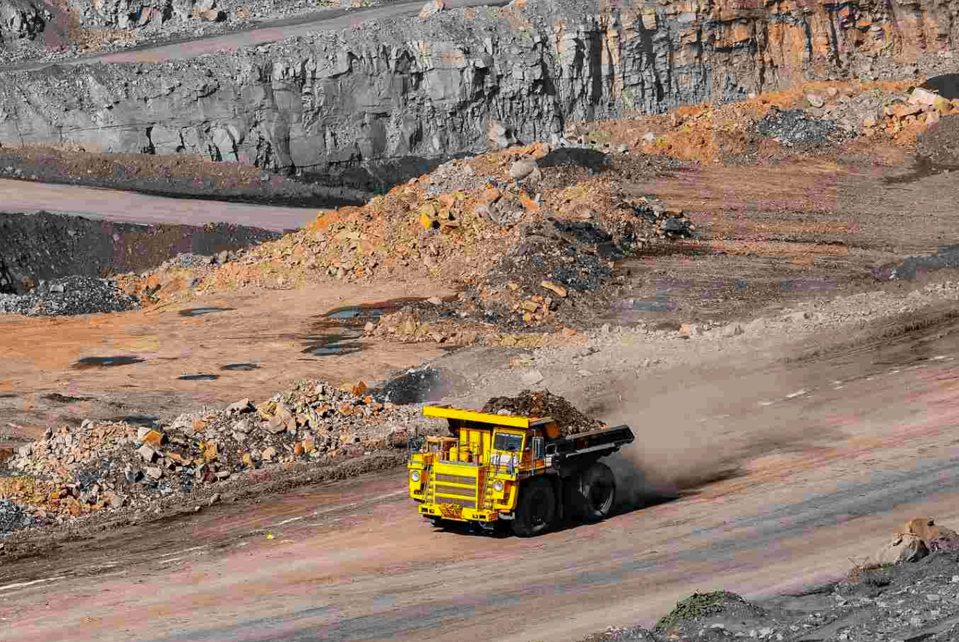 Khoan liên tục hơn 1.000 lỗ, phát hiện 125 tấn vàng nguyên chất sau 8 năm khảo sát- Ảnh 2.