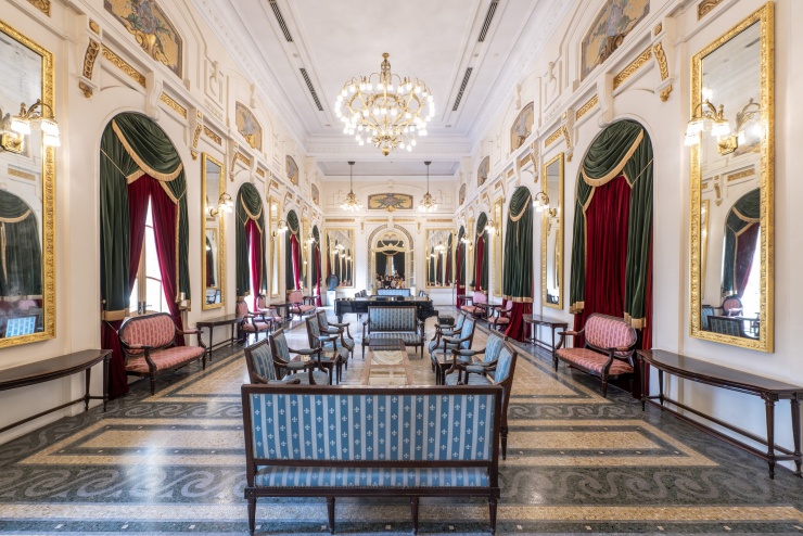 Bên trong Nhà hát Lớn Hà Nội trước khi đóng cửa hai năm 7 Bên trong Nhà hát Lớn Hà Nội trước khi đóng cửa hai năm - 6