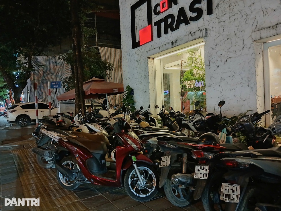 Thế hệ căng mắt căng não thức đêm vì nỗi sợ “đi ngủ khi bạn bè còn thức” - 3