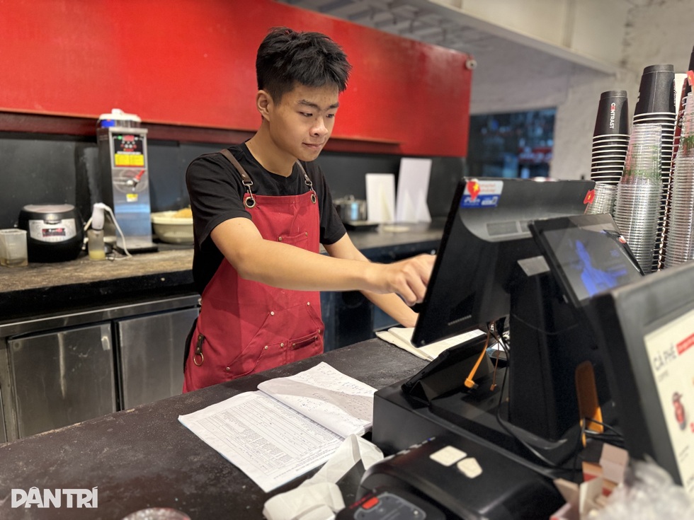 Thế hệ căng mắt căng não thức đêm vì nỗi sợ “đi ngủ khi bạn bè còn thức” - 6