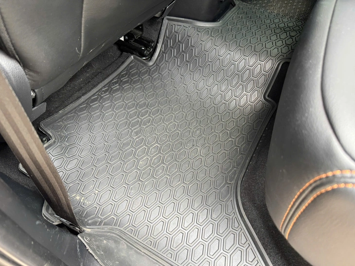 Trải nghiệm mua phụ kiện ô tô online: Món dùng tốt ngay, món phải ra cửa hàng làm lại - Ảnh 12.