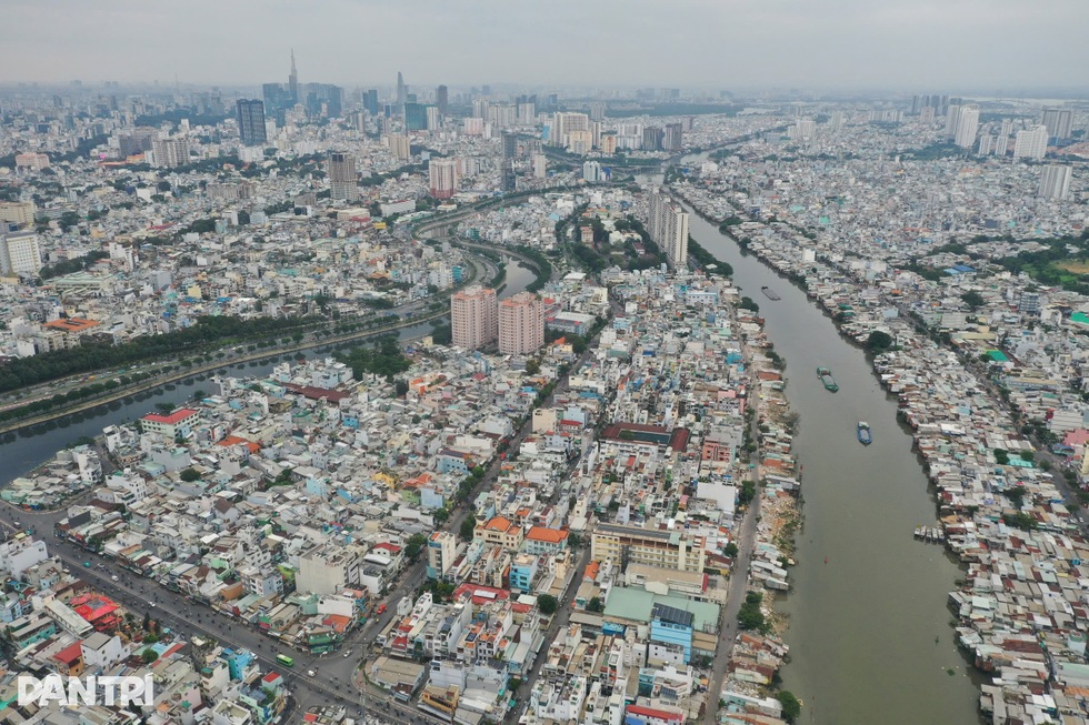 Người mua nhà chịu áp lực kép giữa vòng xoáy giá và lãi suất - 2