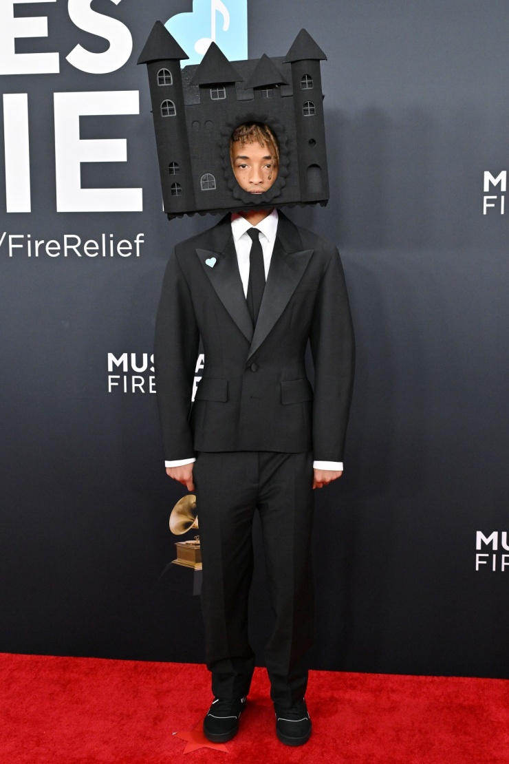 'Thảm họa thời trang' năm 2025 - 4