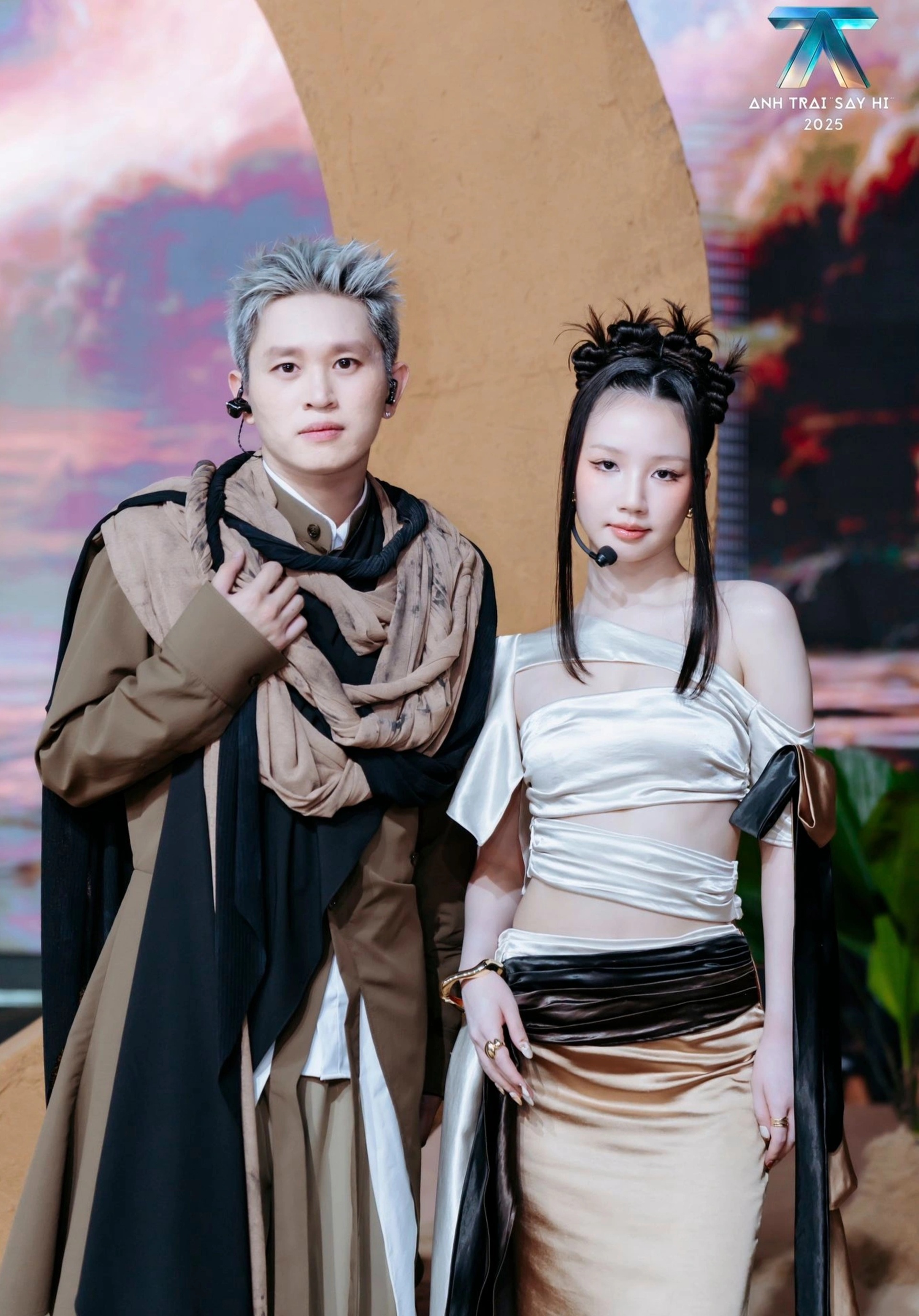 Ca sĩ AMEE: Từ hình ảnh công chúa đến tuổi 25 nhiều chuyển biến - 2