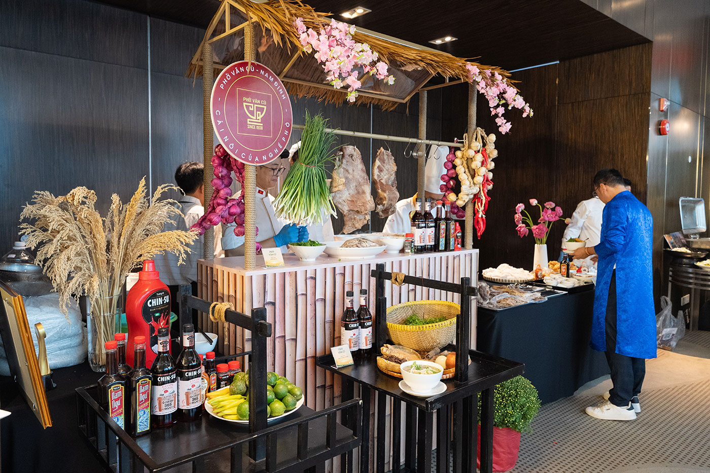 Từ nghệ nhân đến thương hiệu quốc gia: Hành trình lan tỏa tinh hoa ẩm thực Việt - Ảnh 5. Từ nghệ nhân đến thương hiệu quốc gia: Hành trình lan tỏa tinh hoa ẩm thực Việt - Ảnh 5.