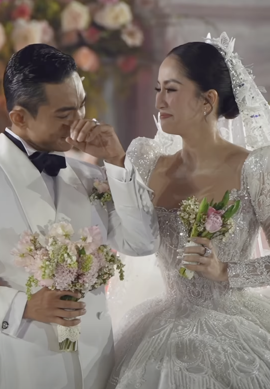 Khánh Thi thay đổi ra sao sau 17 năm quen Phan Hiển?- Ảnh 2.