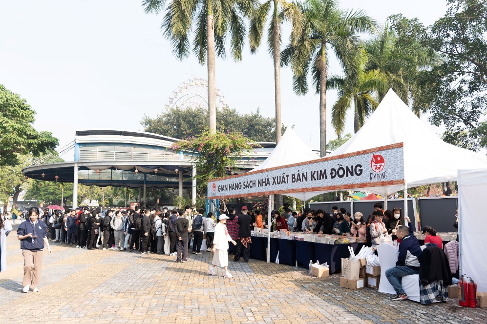 Ambedo Fiesta mùa 6: Furry Friends, Lễ hội sáng tạo & cộng đồng của Gen Z Hà Nội đổ bộ Công viên Hồ Tây- Ảnh 6.