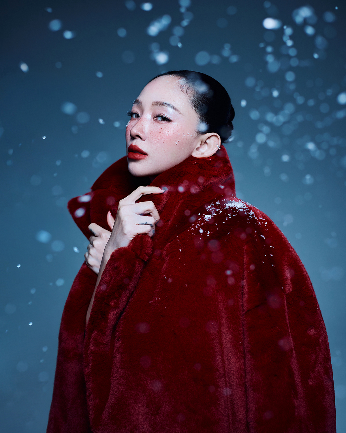 Tóc Tiên chơi Giáng Sinh đỉnh nhất Vbiz, xứng danh nữ hoàng gợi cảm!- Ảnh 2.