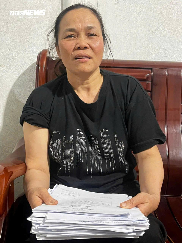 Điều tra vụ một phụ nữ ở Hải Phòng mượn nhiều sổ đỏ, lập khống giấy mua bán để vay tiền tỷ- Ảnh 2.