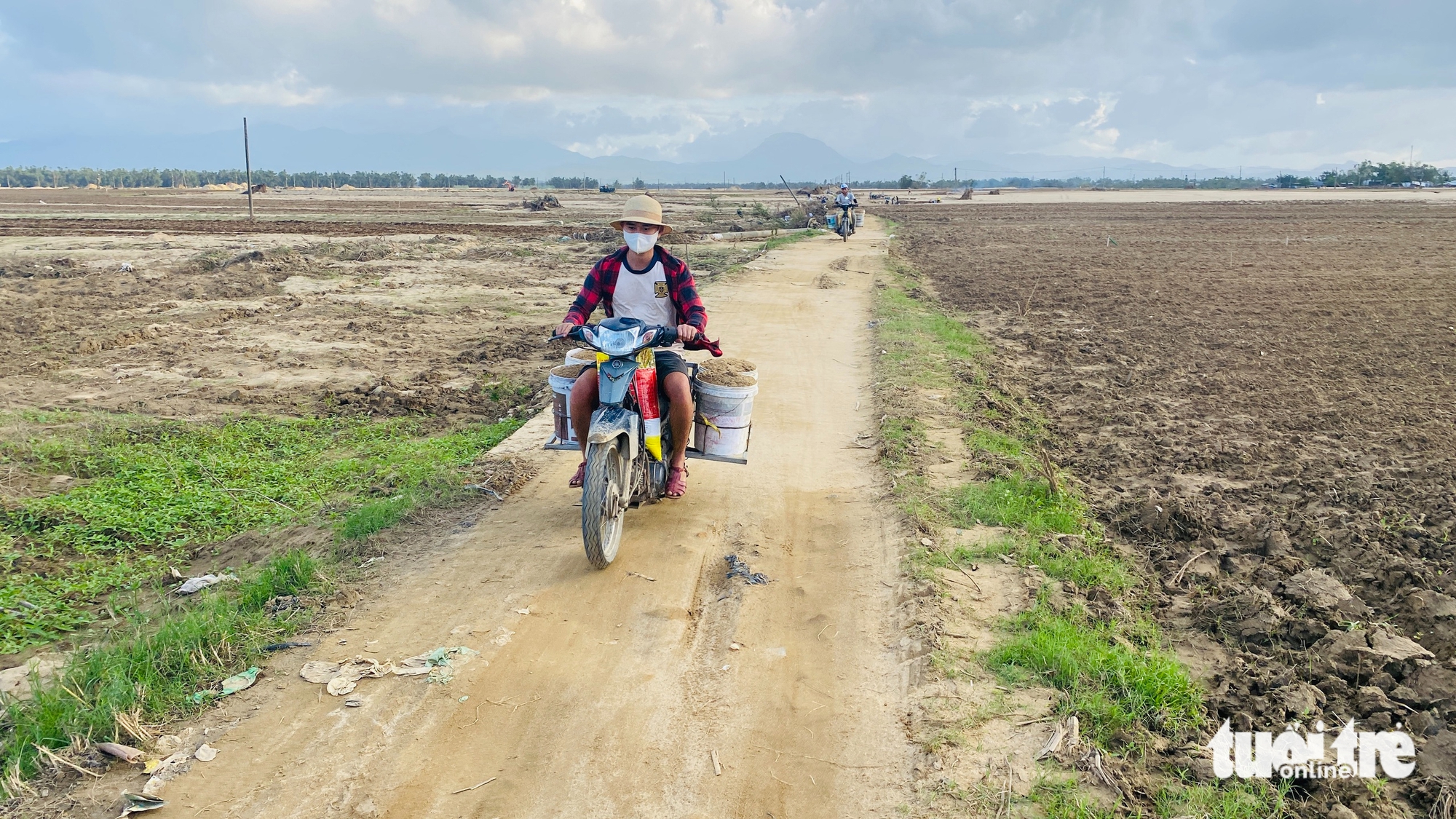 mỏ cát - Ảnh 10.