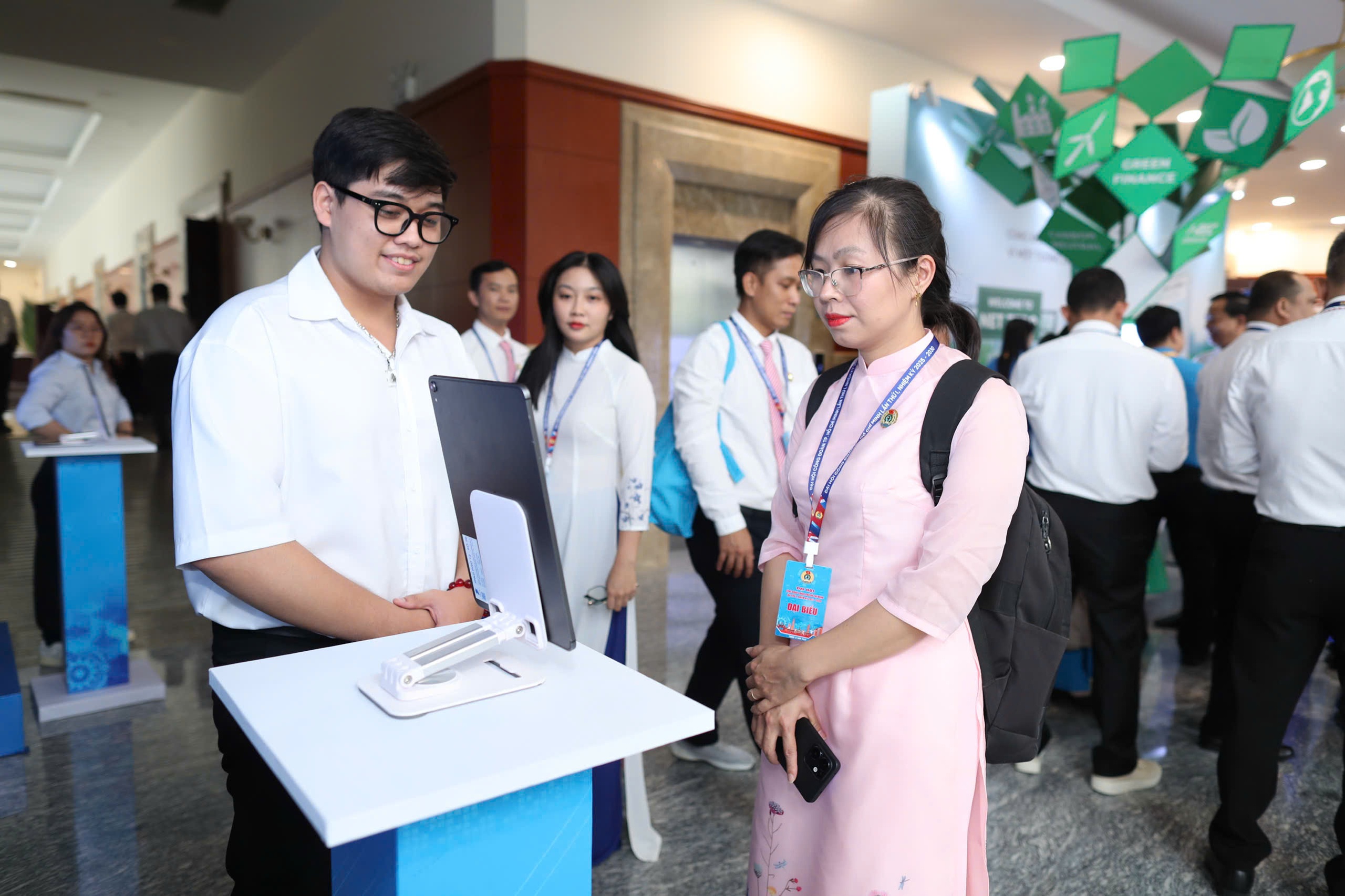 650 đại biểu dự Đại hội Công đoàn TPHCM lần thứ I - Ảnh 11.