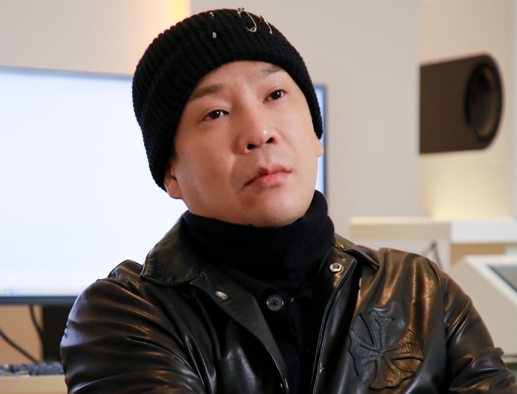 Nam ca sĩ yêu nữ CEO giàu có, chia tay bị đòi quà 217 tỷ đồng vì 