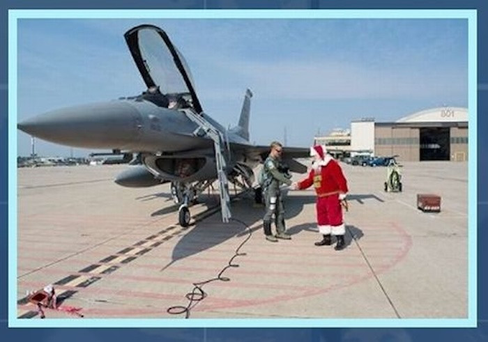 Để phát quà khắp thế giới, ông già Noel phải di chuyển nhanh đến mức nào?- Ảnh 2.