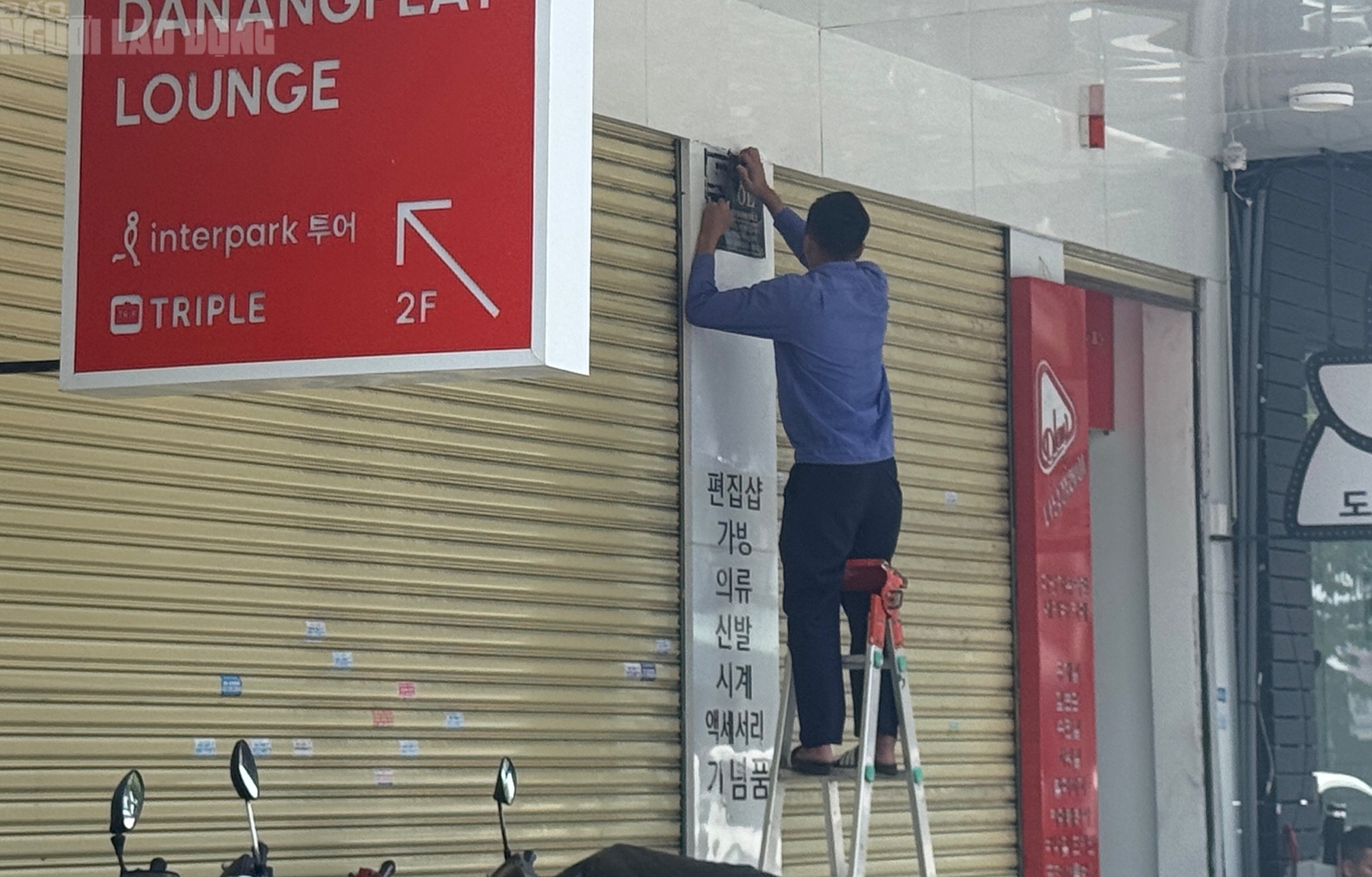 Cảnh tượng khó tin tại tuyến phố du lịch Đà Nẵng: Cửa hàng đồng loạt 