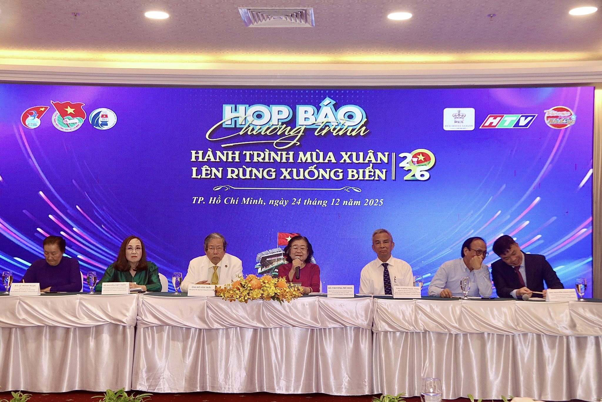 Hơn 52 tỉ đồng hỗ trợ cho các dự án của Quỹ học bổng Vừ A Dính - Ảnh 3.