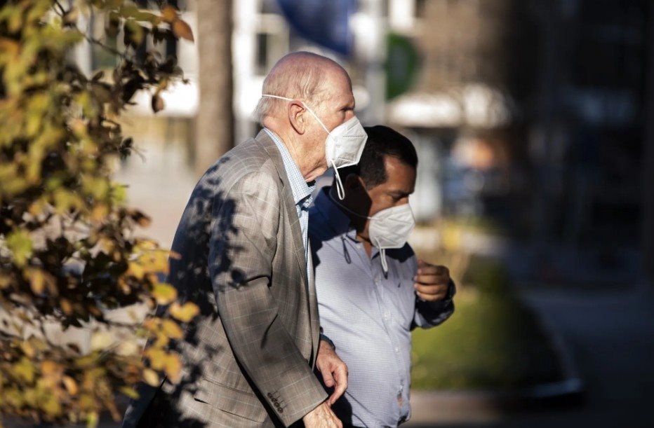 Công chúng phẫn nộ khi tỷ phú giả mất trí để trốn thuế 2 tỷ USD, bị phát hiện vì bạn bè phản bội, trở thành vụ gian lận thuế cá nhân lớn nhất lịch sử Mỹ- Ảnh 5.