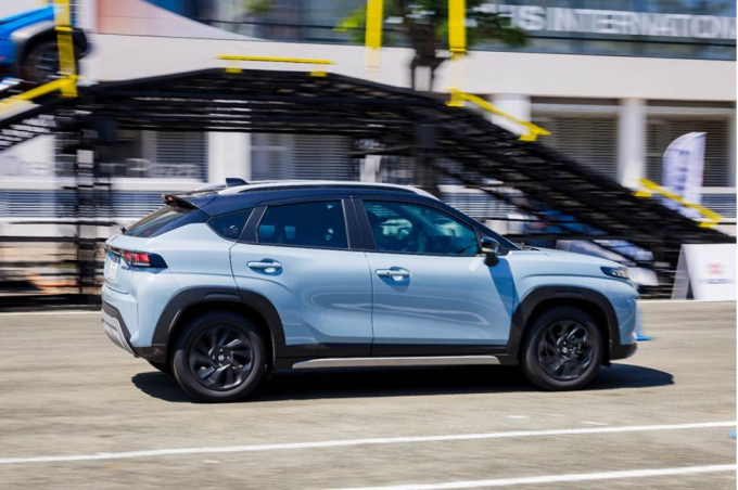 Fronx trong một chương trình lái thử. Ảnh: Suzuki