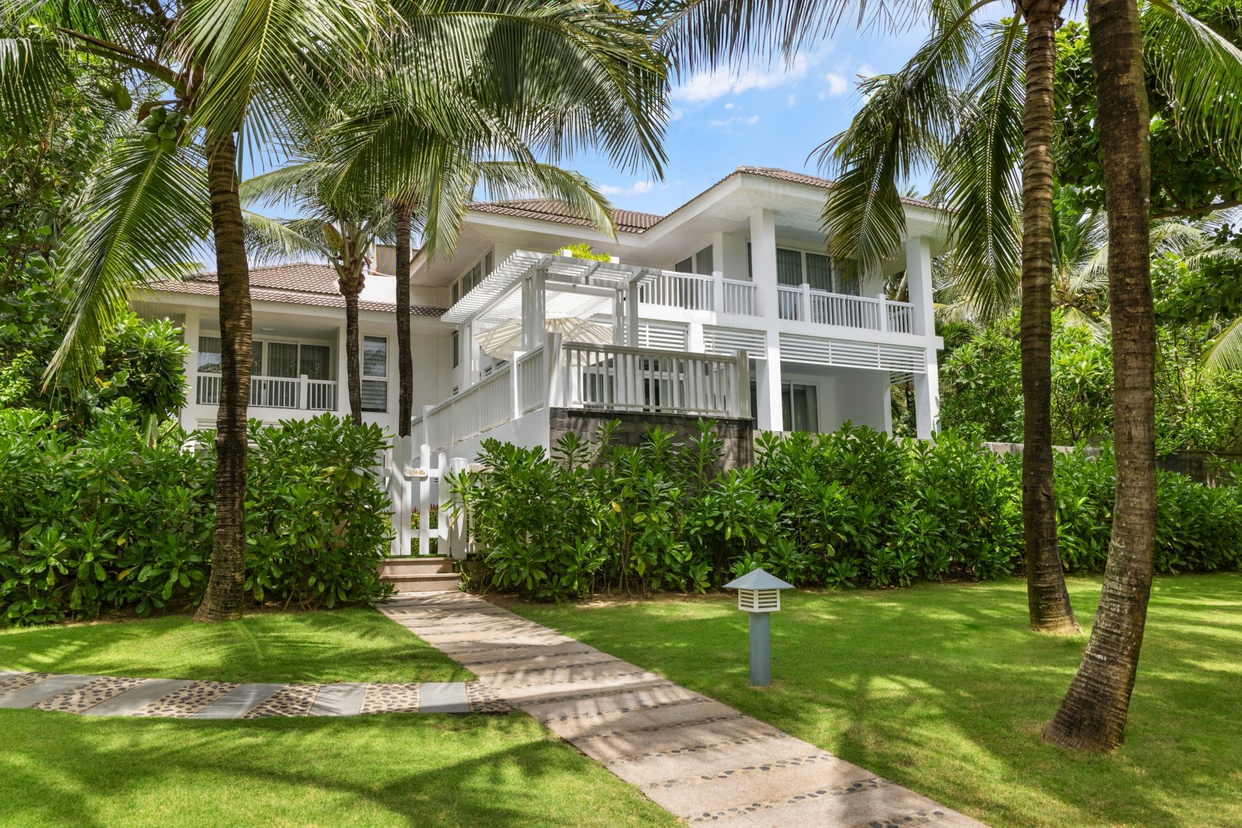 Bên trong phòng nghỉ 40 triệu/đêm của Jungkook, Jimin BTS ở Việt Nam có những gì?- Ảnh 7.