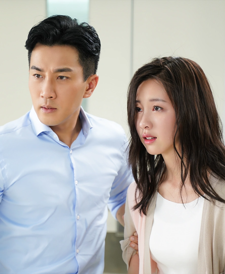 Sự nghiệp trái ngược của các cặp đôi đã ly hôn- Ảnh 5.